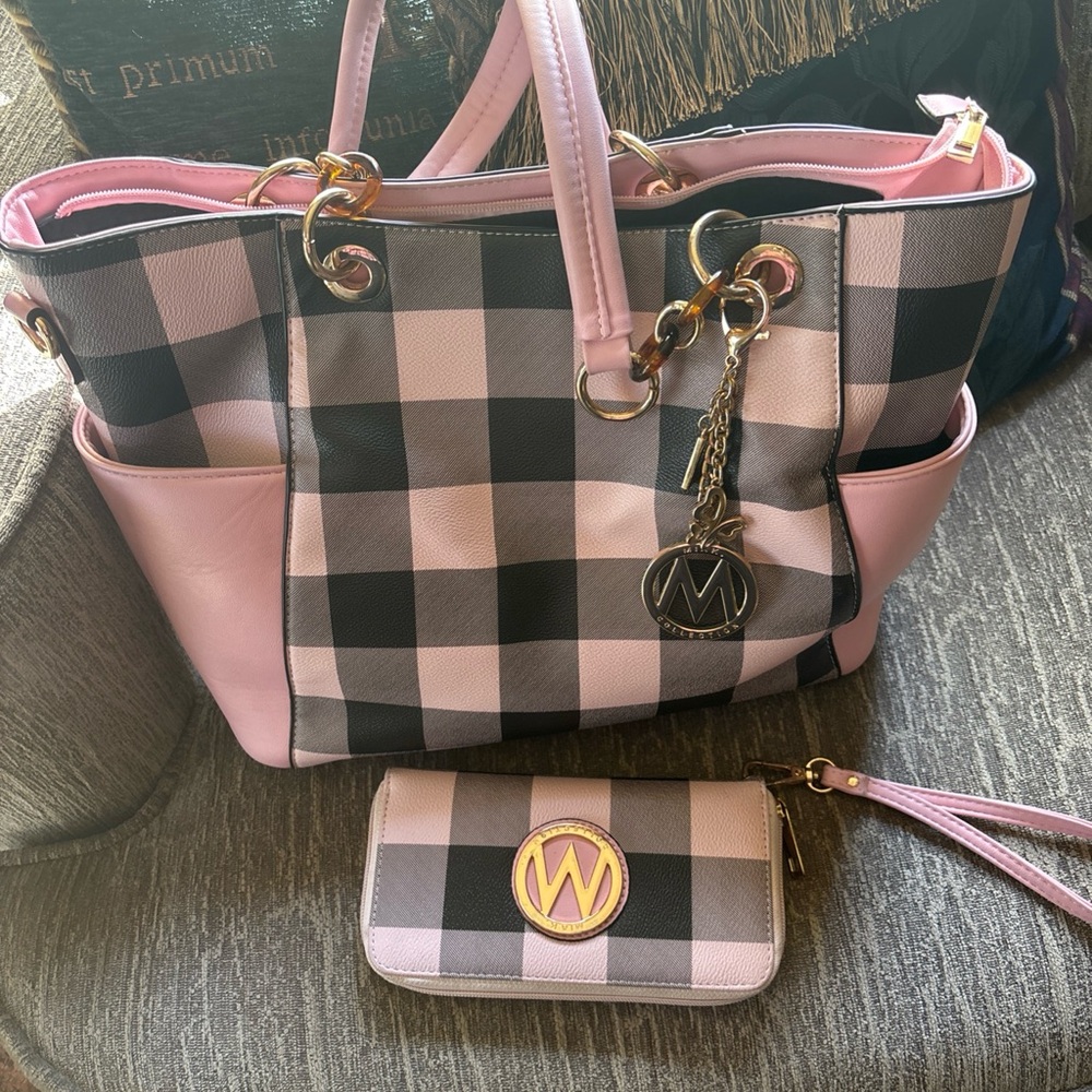 Elegant Pink and Black Checkered Tote Bag Set